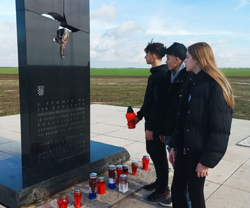 Posjet učenika osmih razreda Gradu heroju Vukovaru